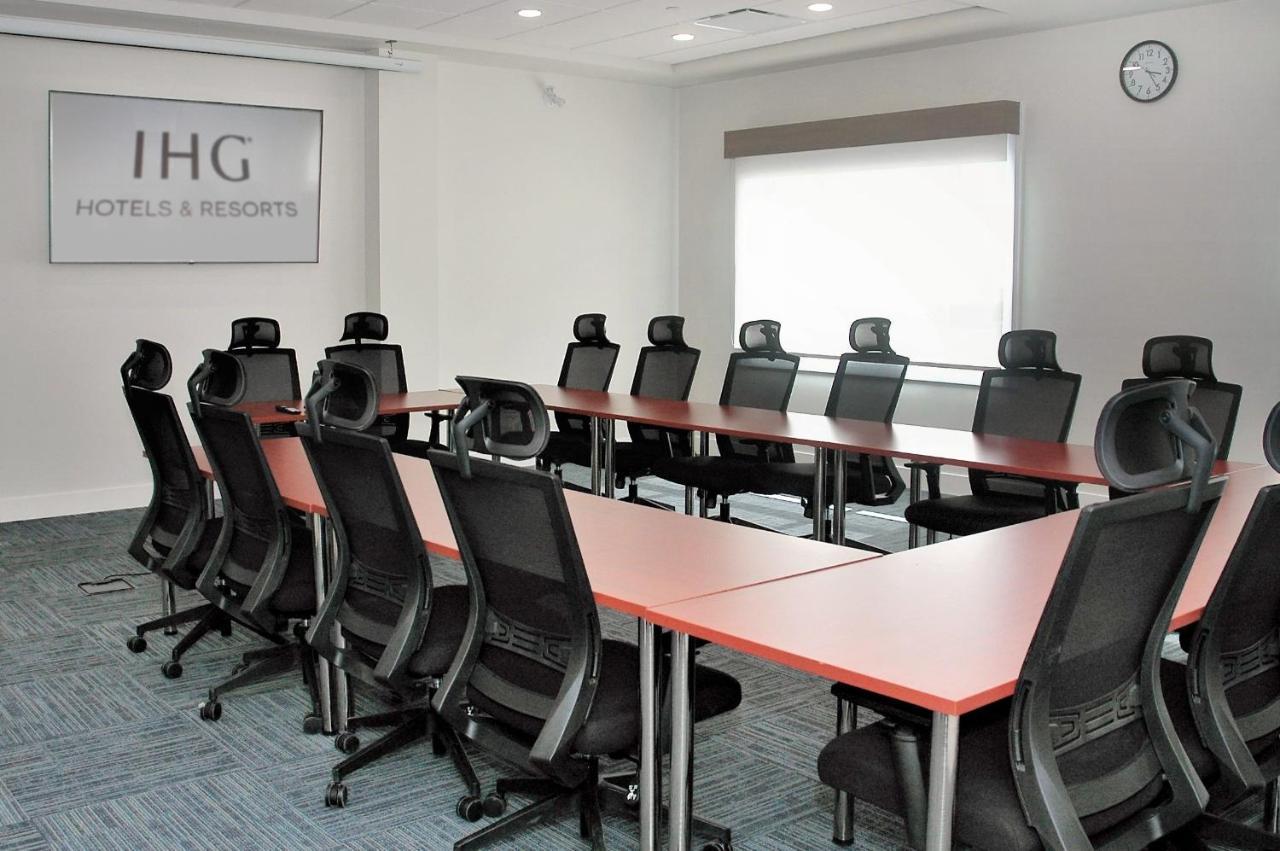 Holiday Inn Express & Suites - Edmonton Sw - Windermere By Ihg Buitenkant foto
