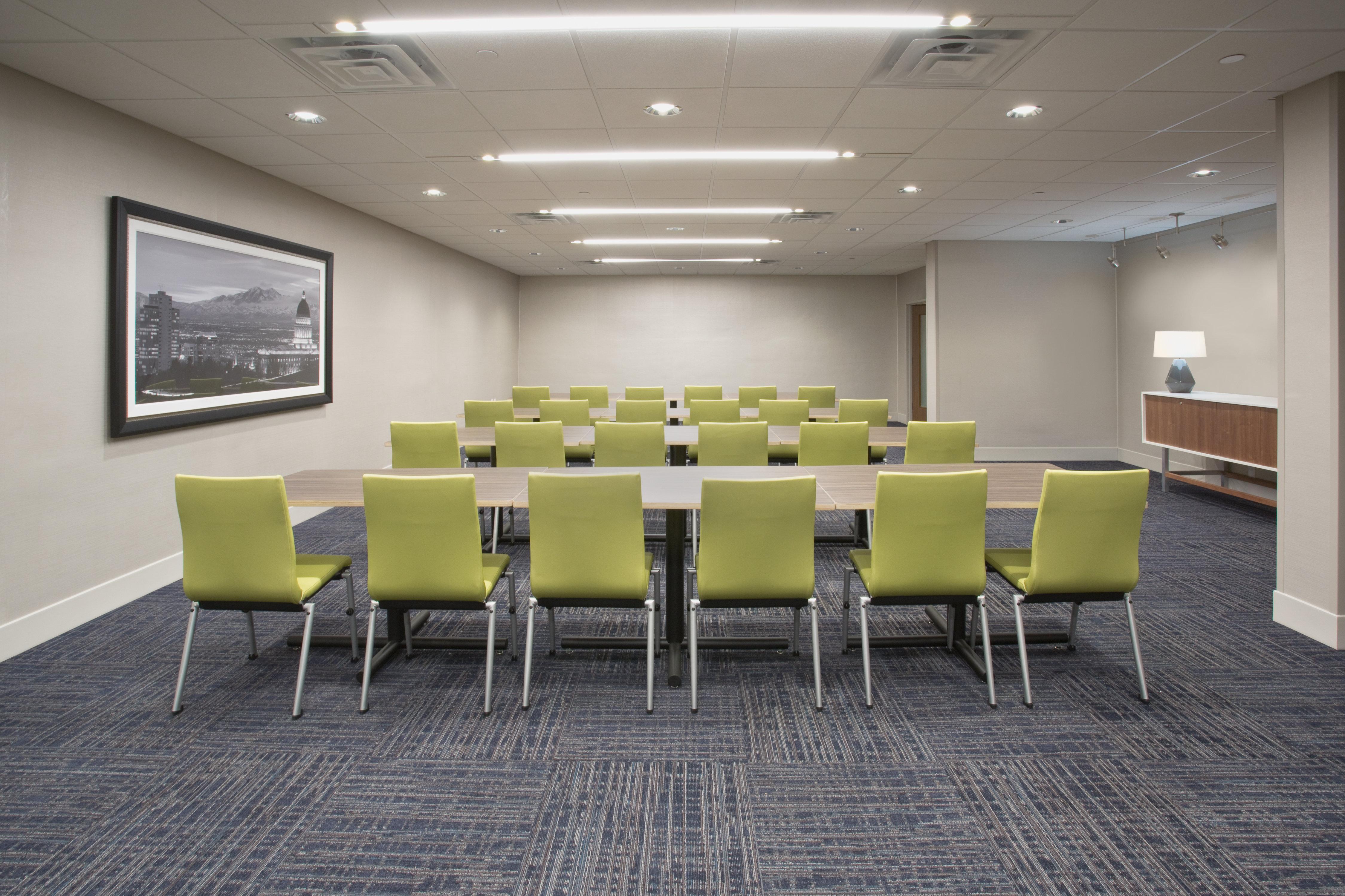 Holiday Inn Express & Suites - Edmonton Sw - Windermere By Ihg Buitenkant foto