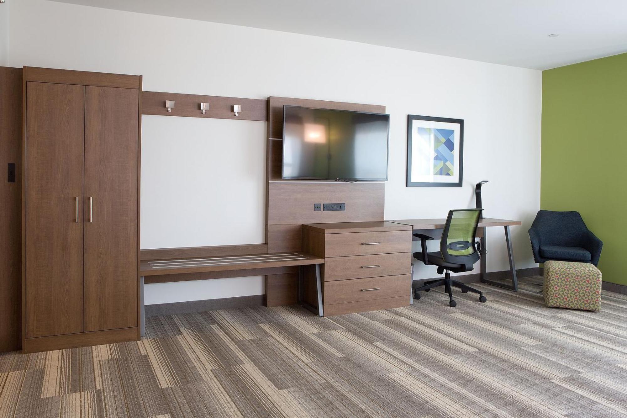 Holiday Inn Express & Suites - Edmonton Sw - Windermere By Ihg Buitenkant foto